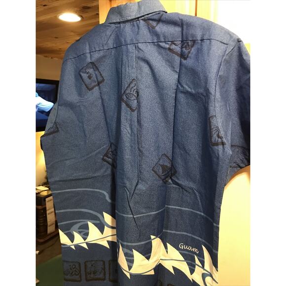 Malihini Hawaii Men’s L Blue White Fin Short Sleeve Button Down Hawaiian Shirt - Picture 7 of 12